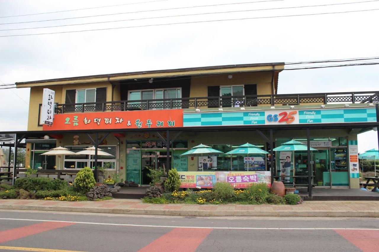 Jeju Oreum Pension מראה חיצוני תמונה